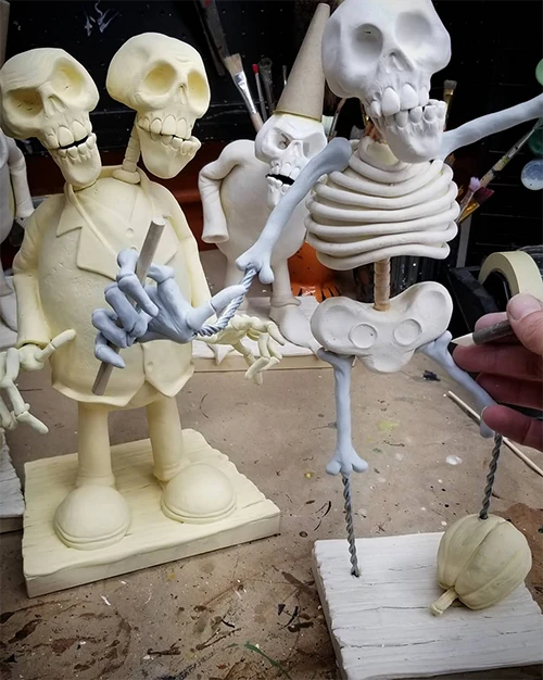 David Everett uses La Doll air dry clay to sculpt his skeletons.